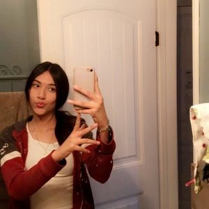 Meet your Posher, Emily